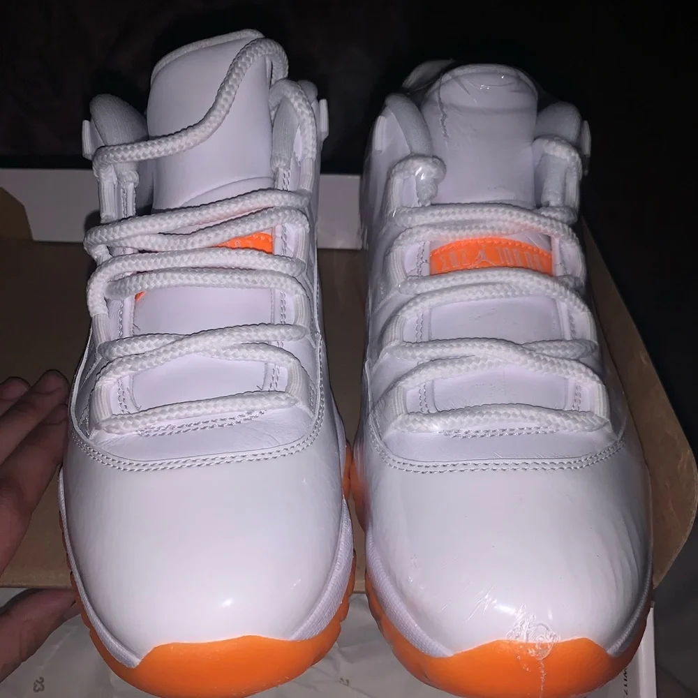Citrus 11s Size 7 in youth 8.5 in women NEVER WORN - Picture 1 of 8